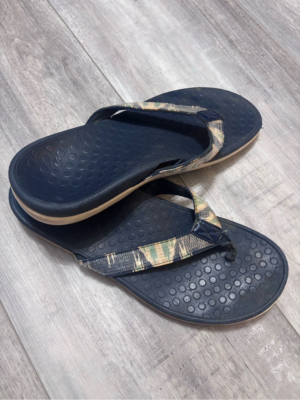 Vionic Navy Flip-Flop Sandals with Sequin Camouflage Straps